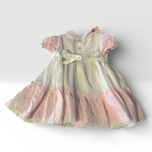Polly Flinders Made in the USA smocked pink & white dress size 6-12 months - Picture 3 of 8